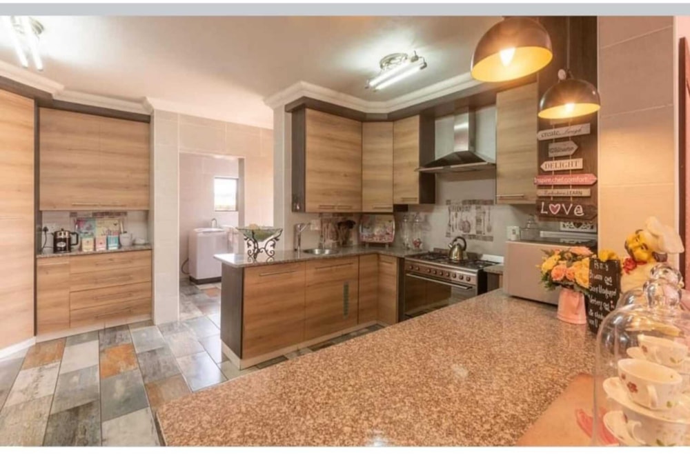 Double-storey house for sale in Aerorand - 1MD1752210