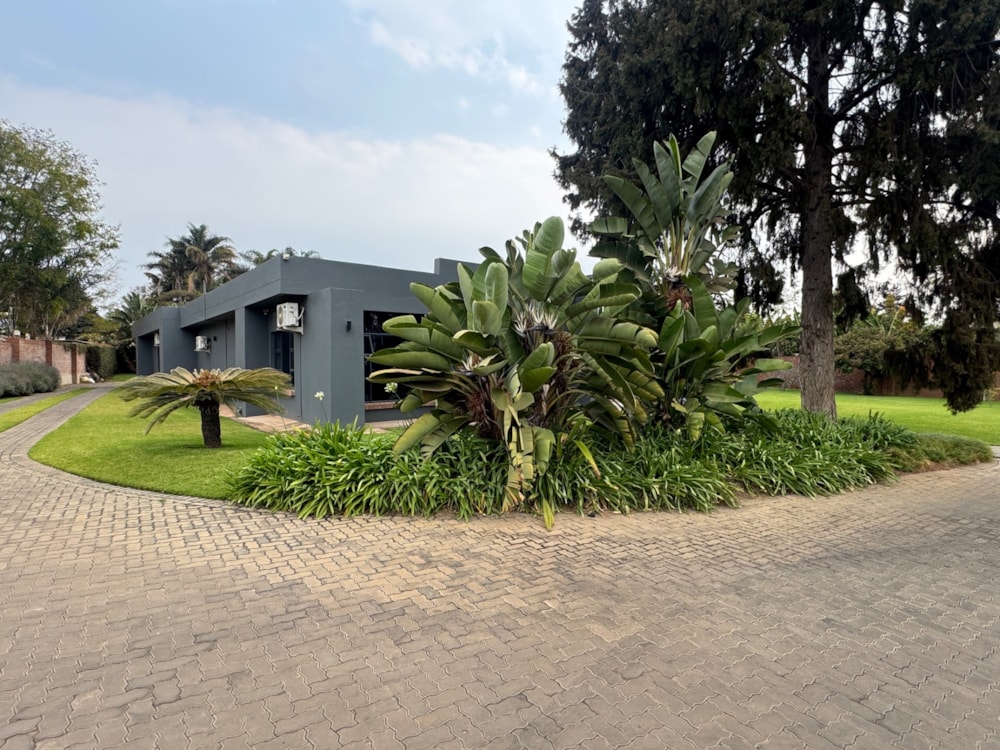 Commercial office to rent in Alexandra Park, Zimbabwe - 3ZB1753096 Commercial office to rent in Alexandra Park, Zimbabwe - 3ZB1753096