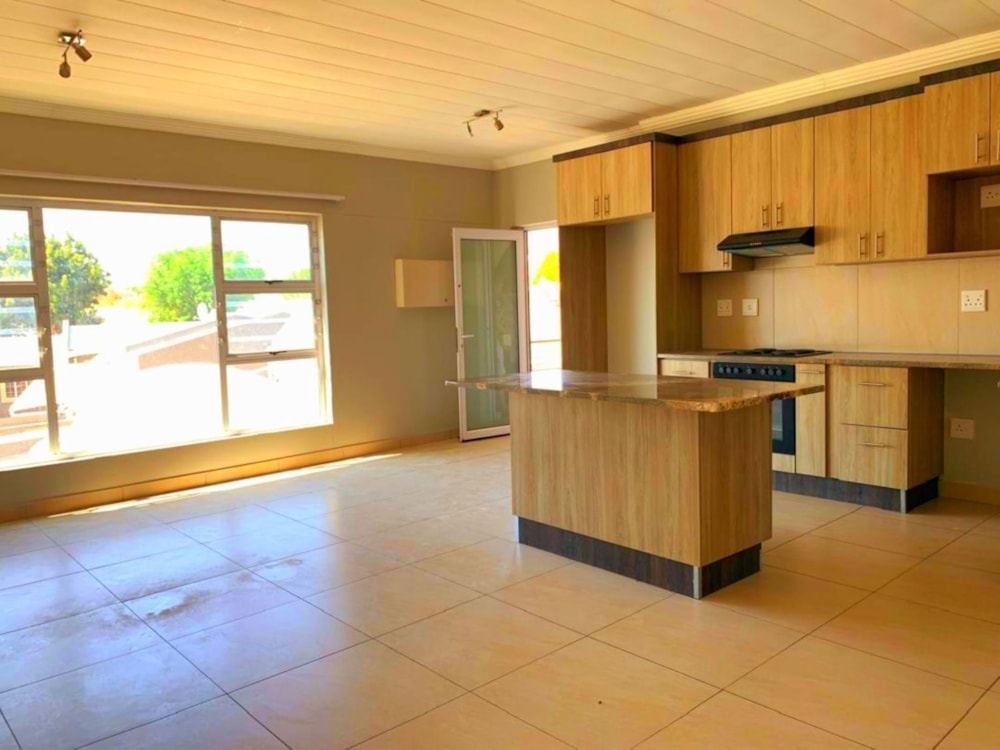 Apartment for sale in Pioneers Park, Namibia - 3NM1752194
