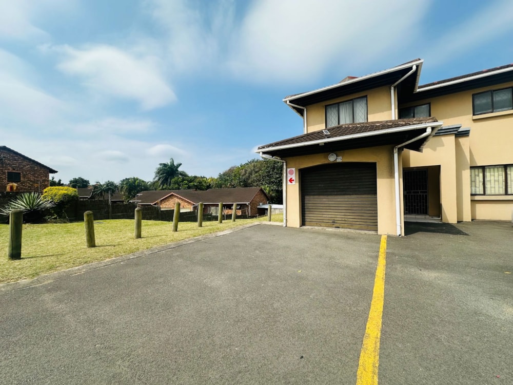 Double-storey apartment for sale in Arboretum, Richards Bay - 1RY1752261 Double-storey apartment for sale in Arboretum, Richards Bay - 1RY1752261