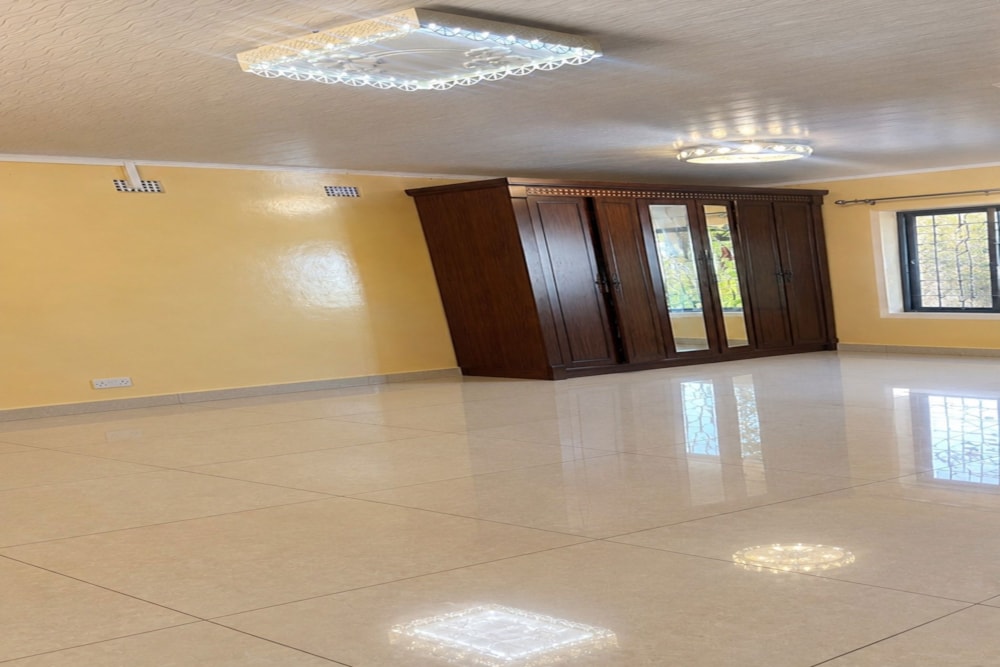 Commercial office to rent in Woodlands Extension, Zambia - 3ZA1752334