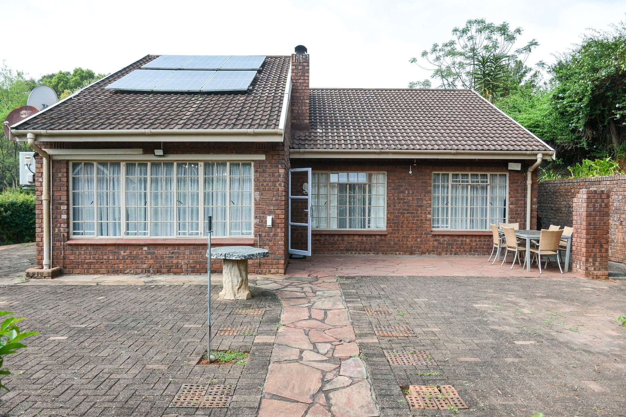 Townhouse for sale in Chase Valley - 1PM1752395