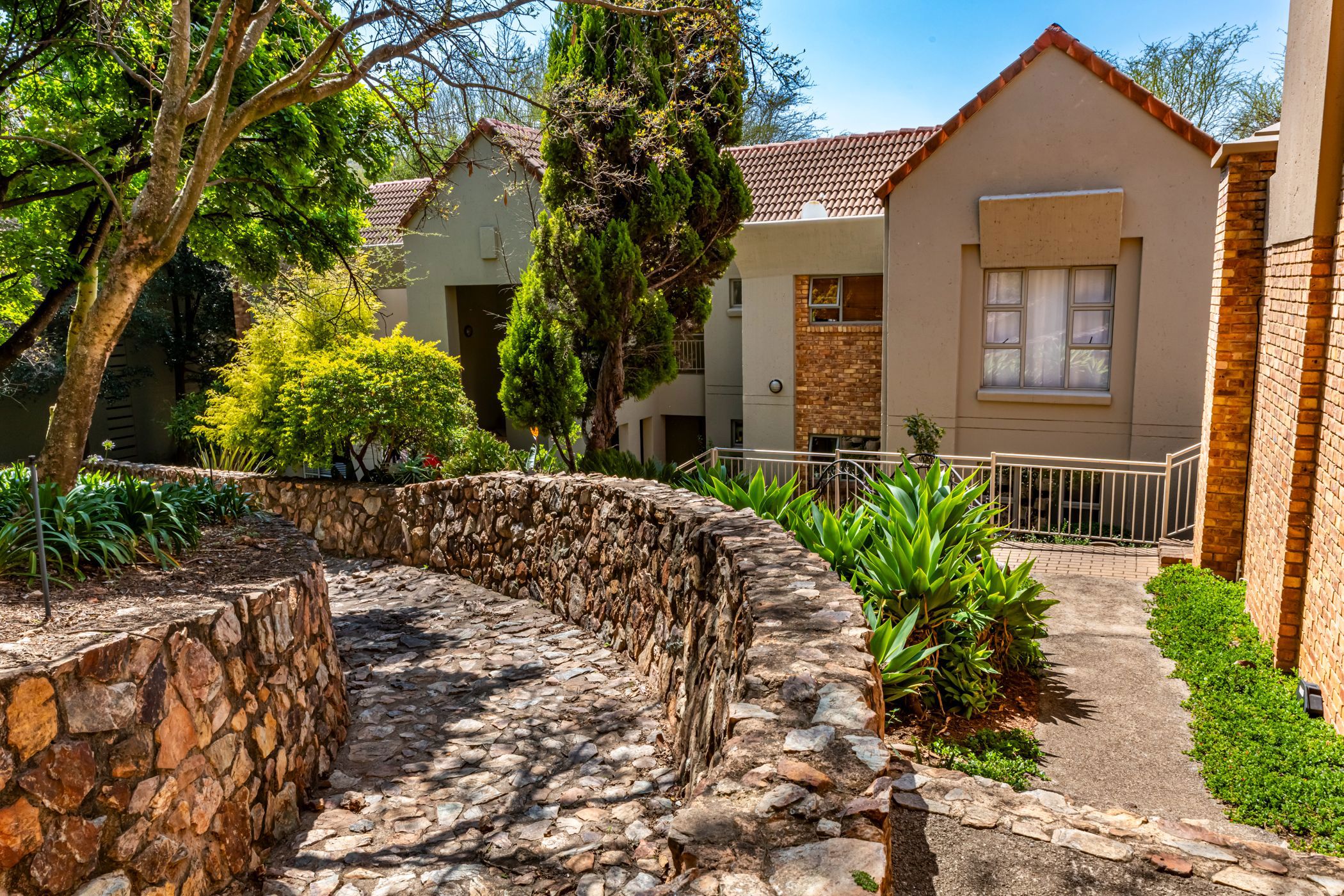 Apartment to rent in Constantia Kloof - RAL1752890