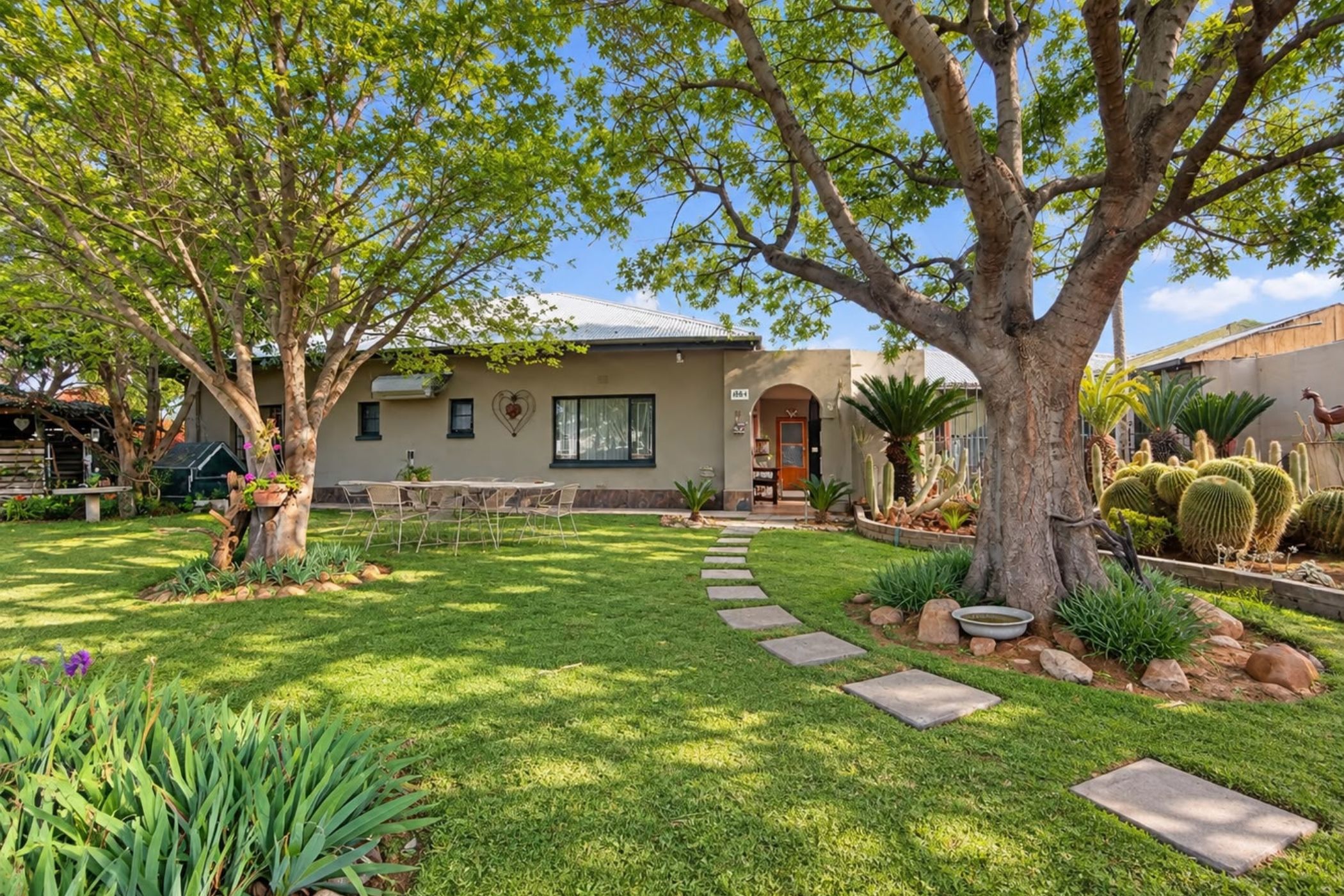 Single-storey house for sale in Upington Rural - 1KAH1753181