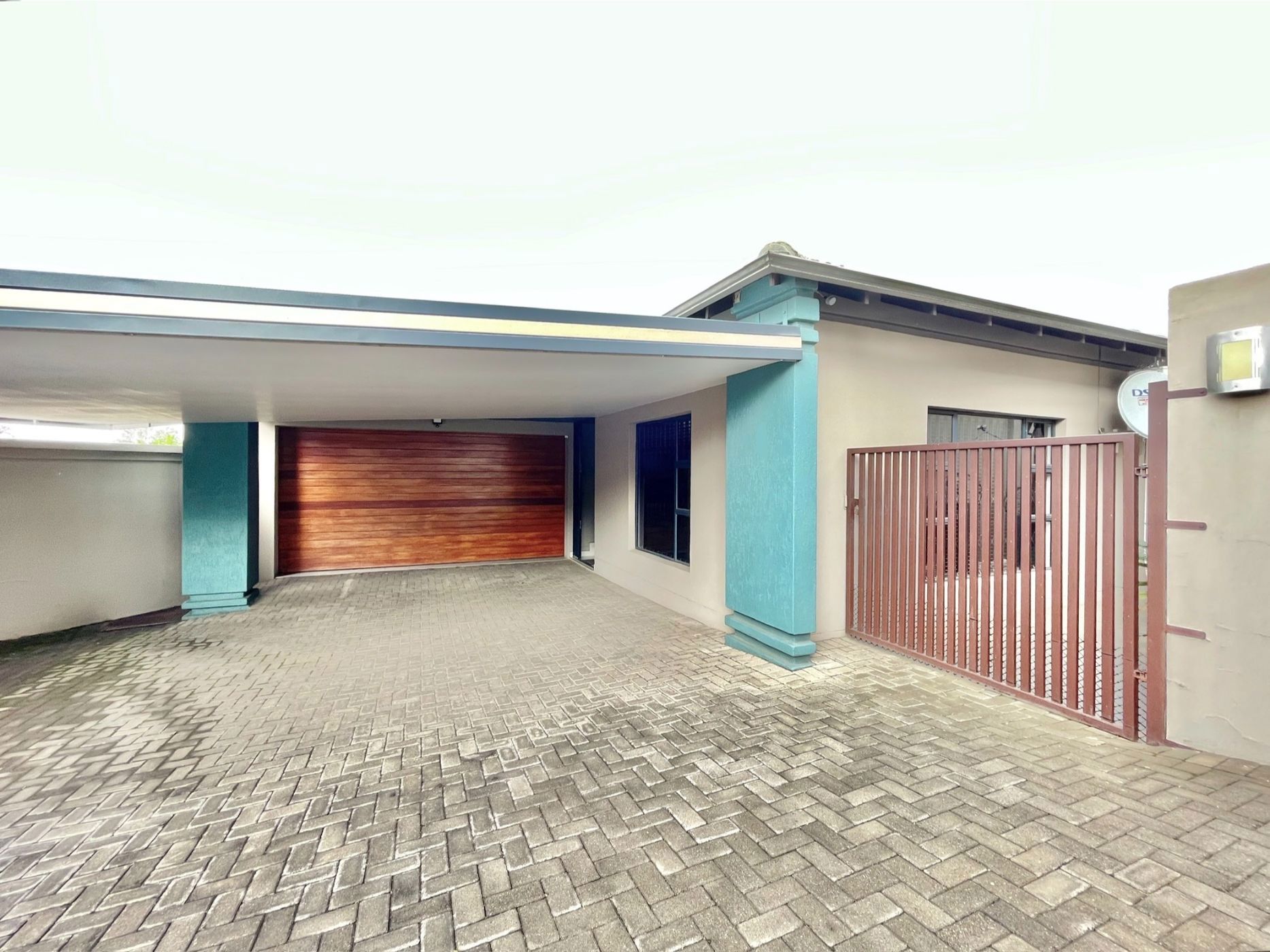Townhouse for sale in  Vanderbijlpark SW 5 - 1VT1752488