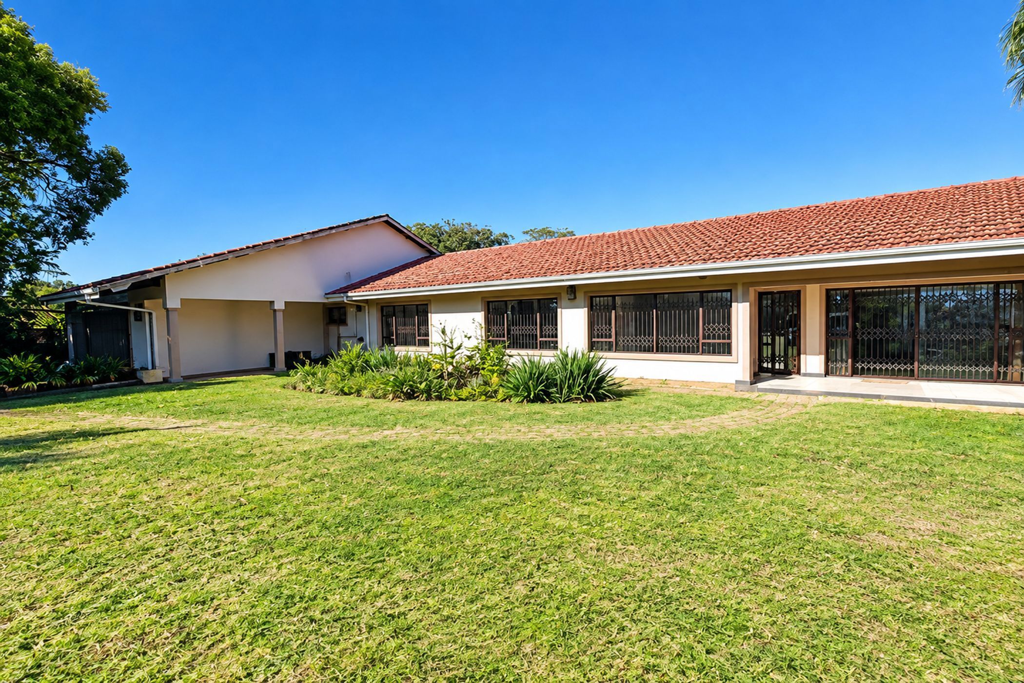 Single-storey house to rent in Westville North - 1WP1752483