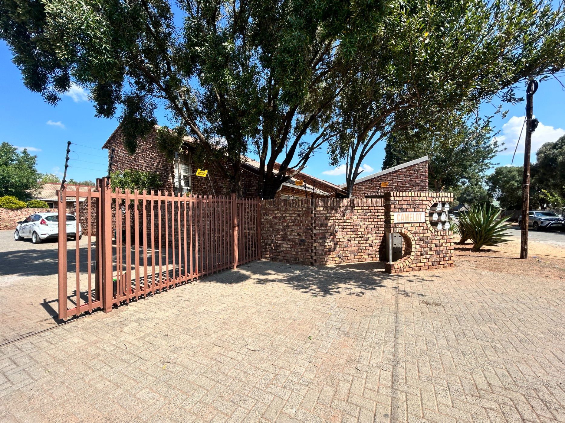 Townhouse for sale in New Park - 1KJ1752509