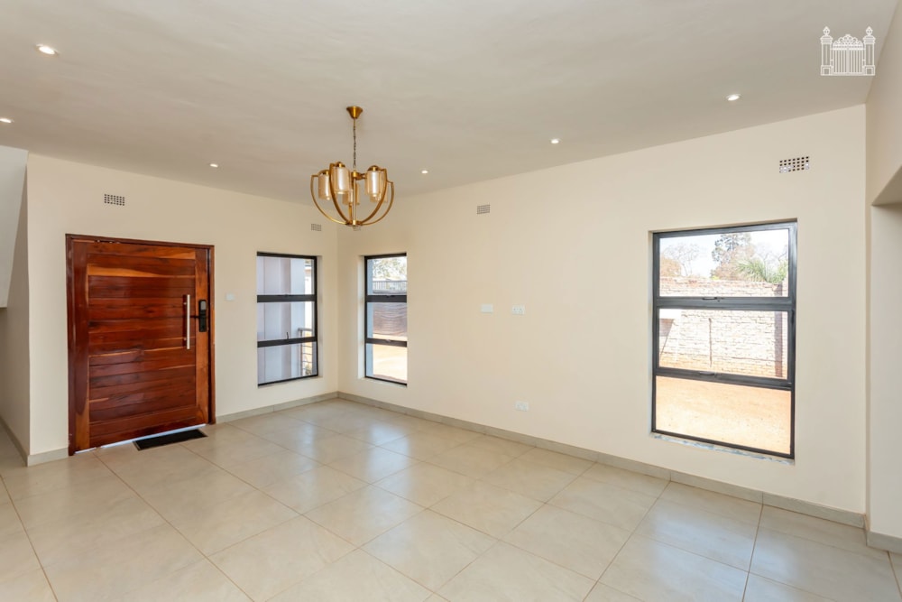 Townhouse for sale in Marlborough, Zimbabwe - 3ZB1752583