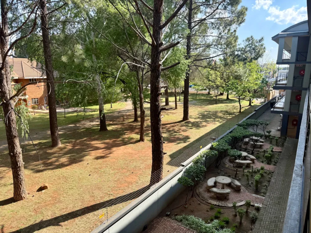 Bachelor apartment for sale in Die Bult, Potchefstroom - 1PCH1752654
