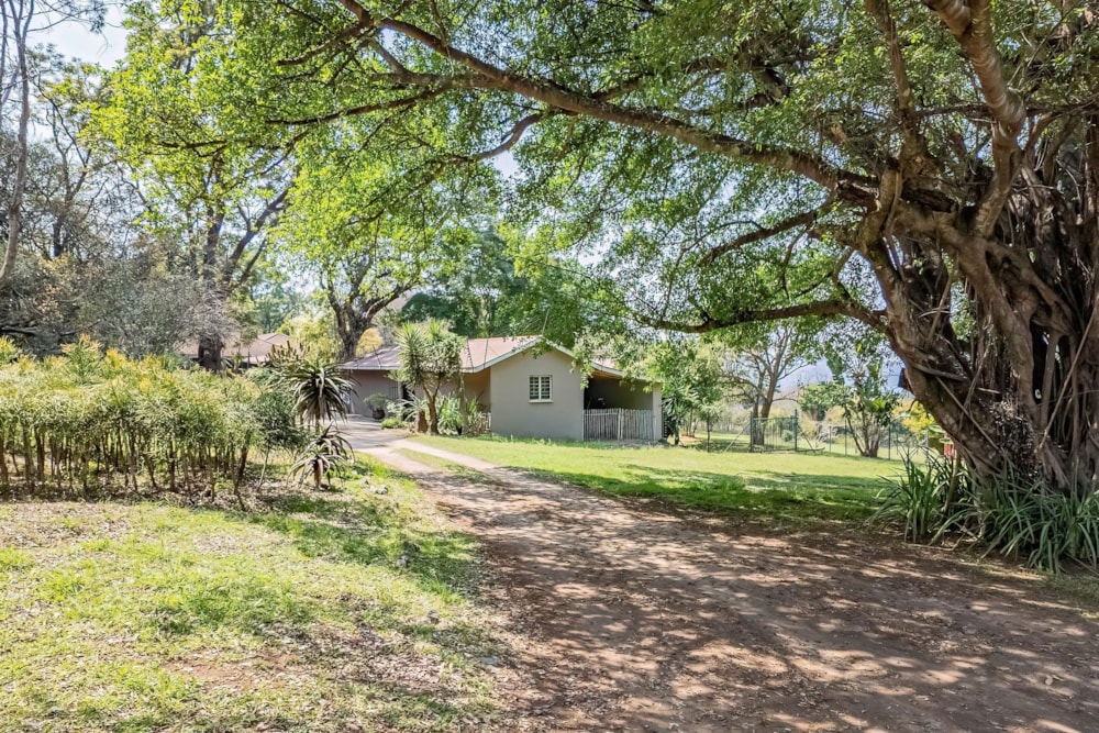 Smallholding for sale in White River AH - 1WR1752915 Smallholding for sale in White River AH - 1WR1752915