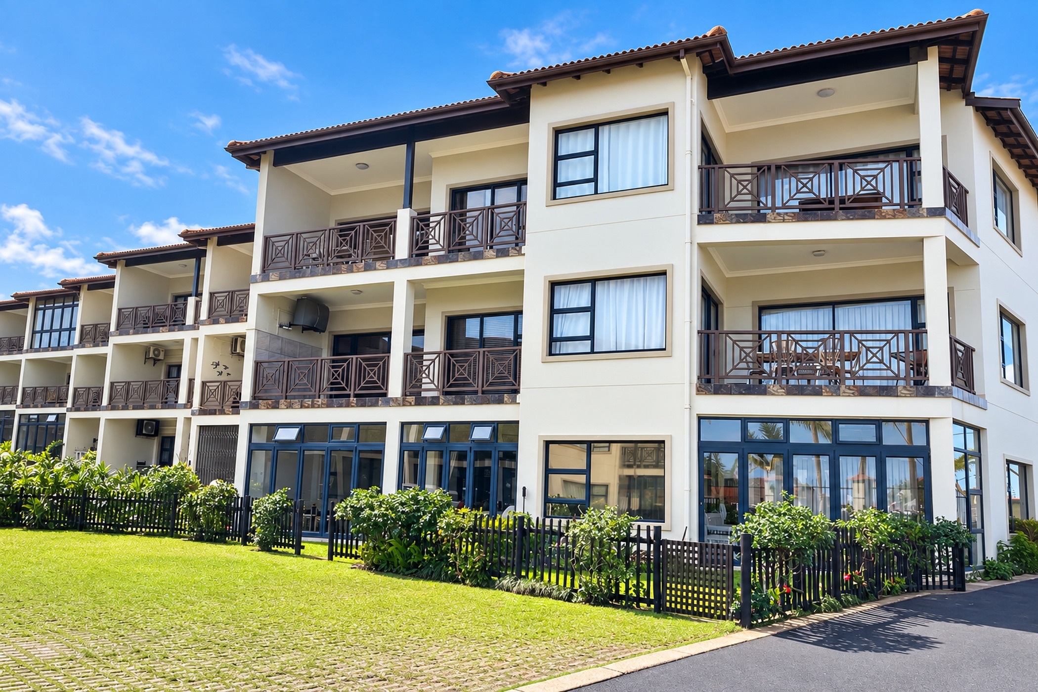 Apartment for sale in Uvongo Beach - 1PSH1752817