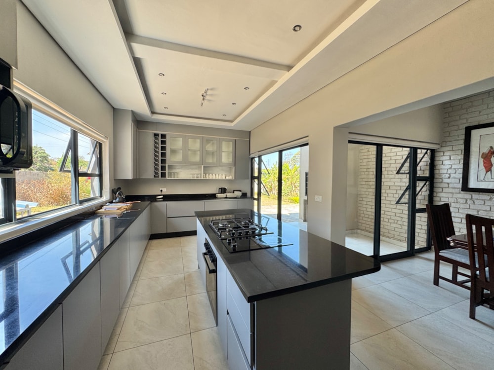 Double-storey apartment to rent in Kambanji, Zimbabwe - 3ZB1752675 Double-storey apartment to rent in Kambanji, Zimbabwe - 3ZB1752675