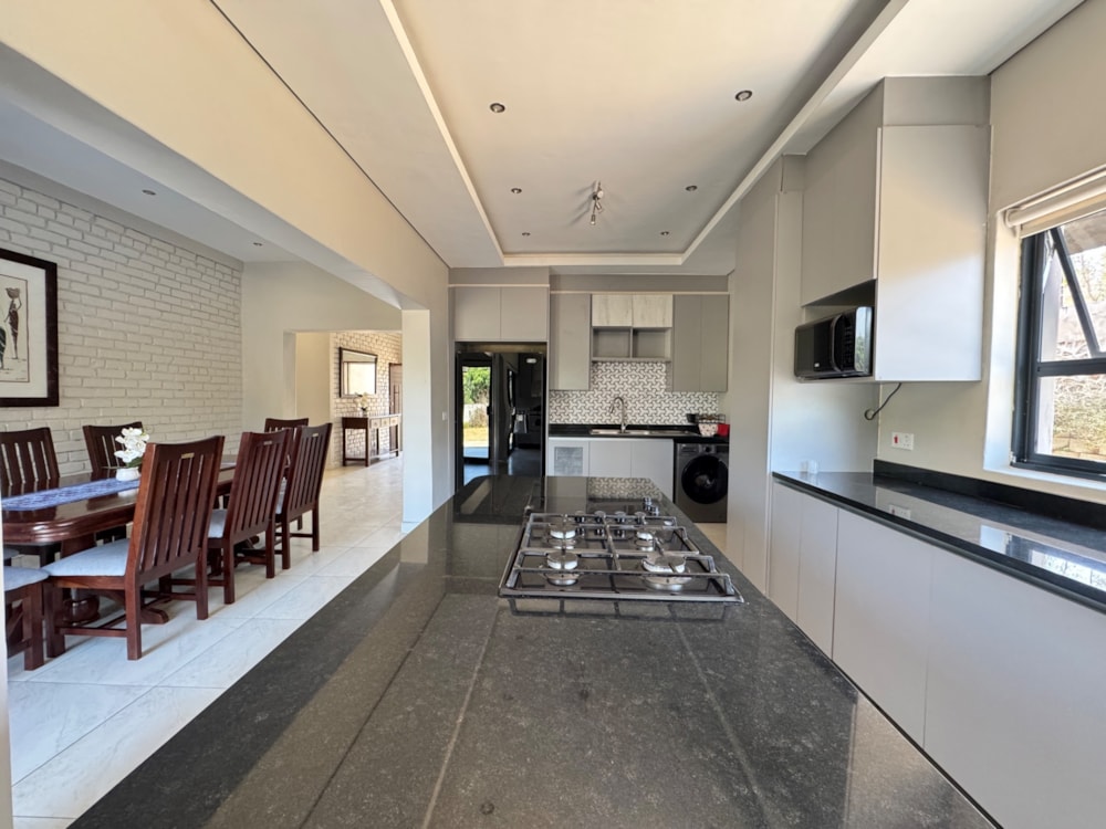 Double-storey apartment to rent in Kambanji, Zimbabwe - 3ZB1752675 Double-storey apartment to rent in Kambanji, Zimbabwe - 3ZB1752675