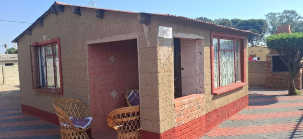 Single-storey house for sale in Thabong - 1WM1752729 Single-storey house for sale in Thabong - 1WM1752729
