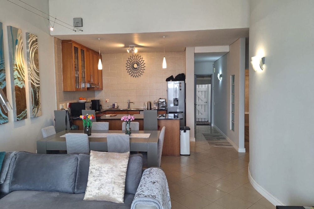 Apartment to rent in Big Bay - 1TV1752735