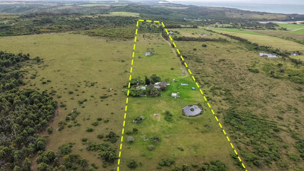 Livestock farm for sale in East London - 1EZ1752800 Livestock farm for sale in East London - 1EZ1752800