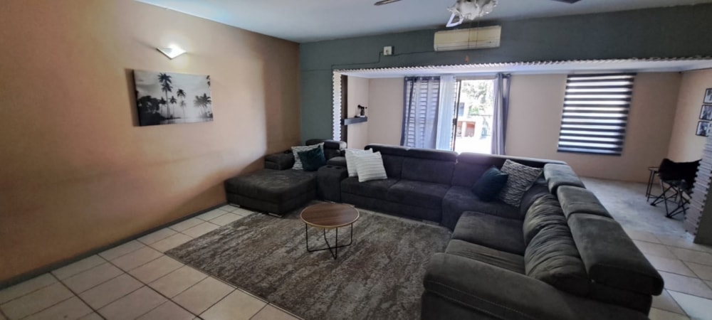 Apartment for sale in Phalaborwa - 1PW1752799 Apartment for sale in Phalaborwa - 1PW1752799