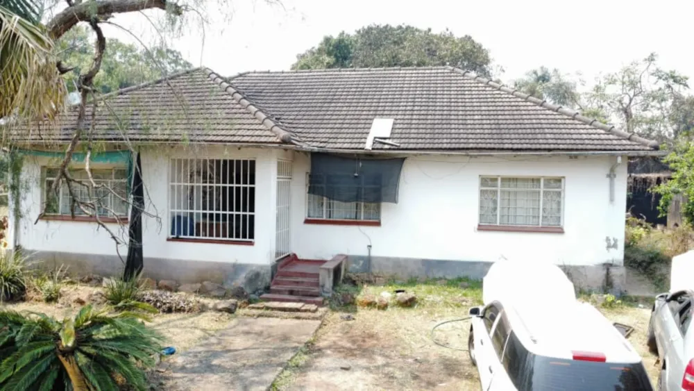 House for sale in Mutare, Zimbabwe - 3ZB1754856 House for sale in Mutare, Zimbabwe - 3ZB1754856