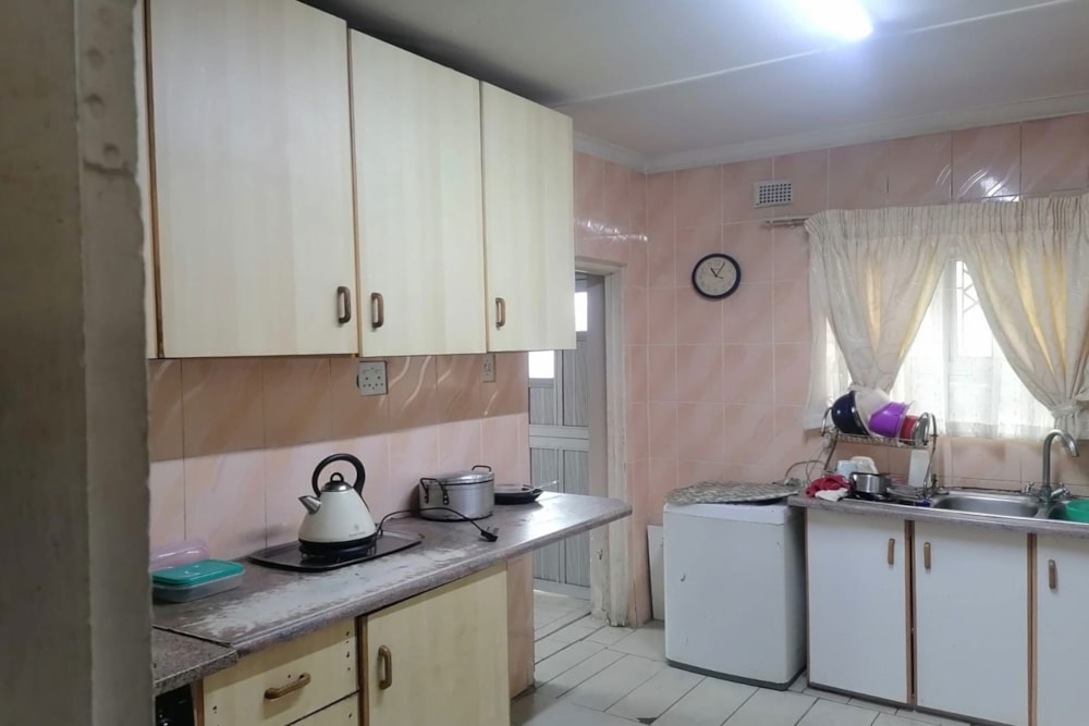House for sale in Umlazi - 1WB1752881