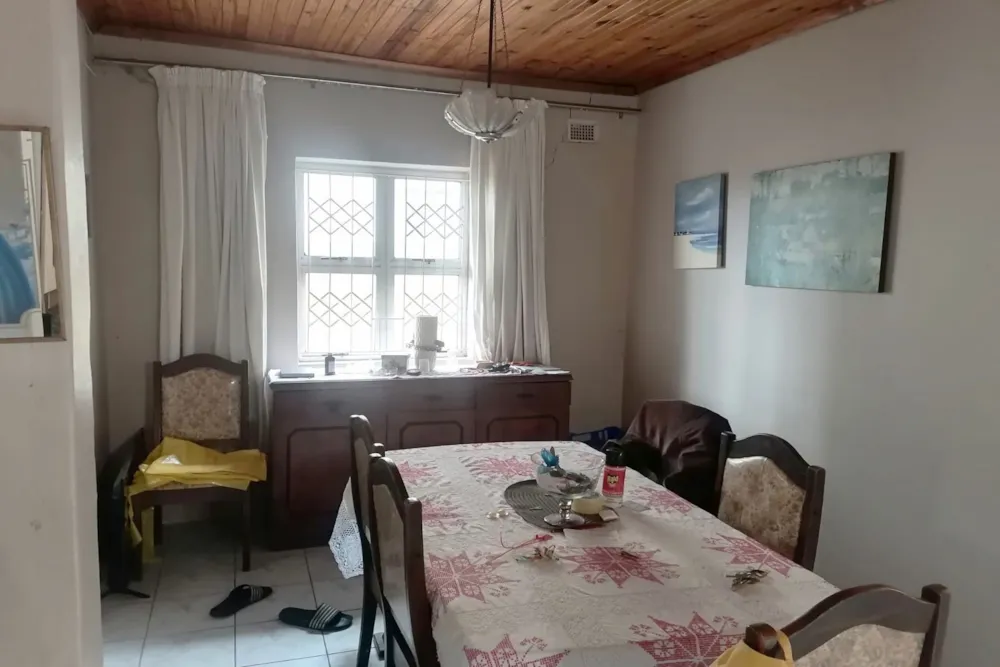 House for sale in Umlazi - 1WB1752881