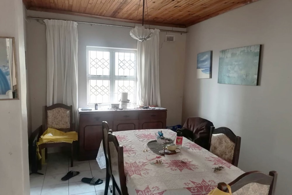 House for sale in Umlazi - 1WB1752881