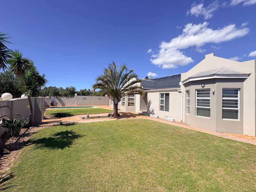 House to rent in Longacres - LBL1752895