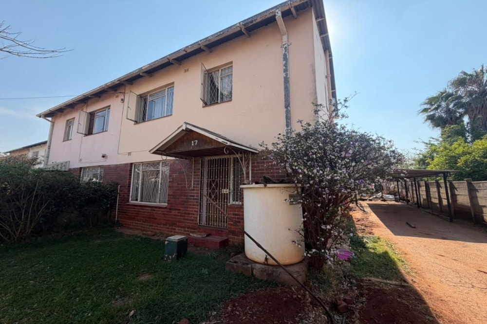 Apartment for sale in Bradfield, Zimbabwe - 3ZB1752912 Apartment for sale in Bradfield, Zimbabwe - 3ZB1752912
