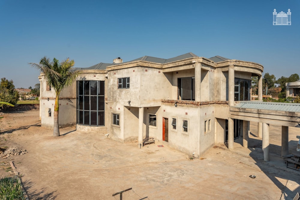 House for sale in Arlington, Zimbabwe - 3ZB1752947