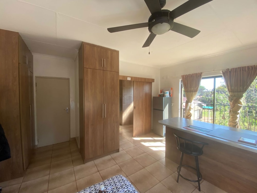 Bachelor apartment to rent in Kathu - 1RN1753075 Bachelor apartment to rent in Kathu - 1RN1753075