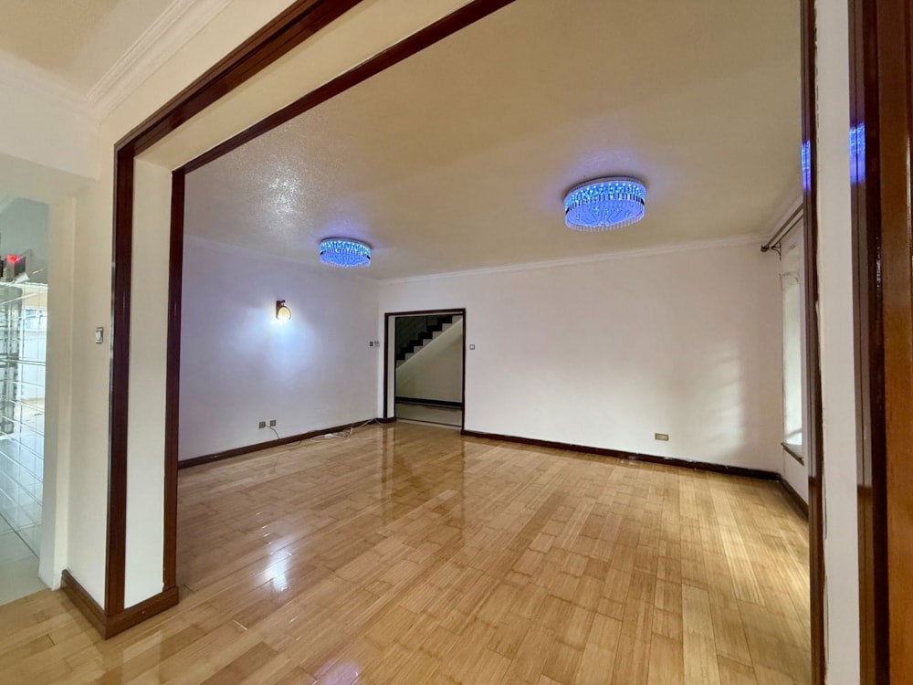 Townhouse to rent in Westlands, Kenya - 3KE1753001 Townhouse to rent in Westlands, Kenya - 3KE1753001
