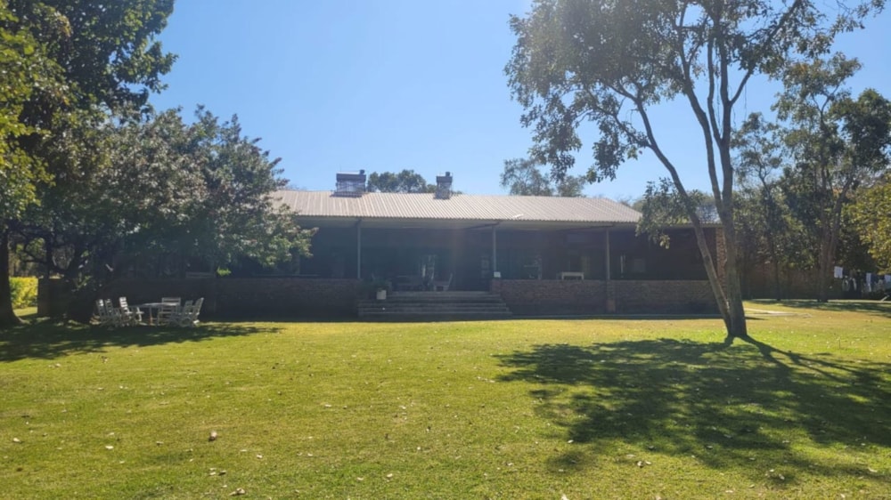 House for sale in Mazvikadei, Zimbabwe - 3ZB1752998