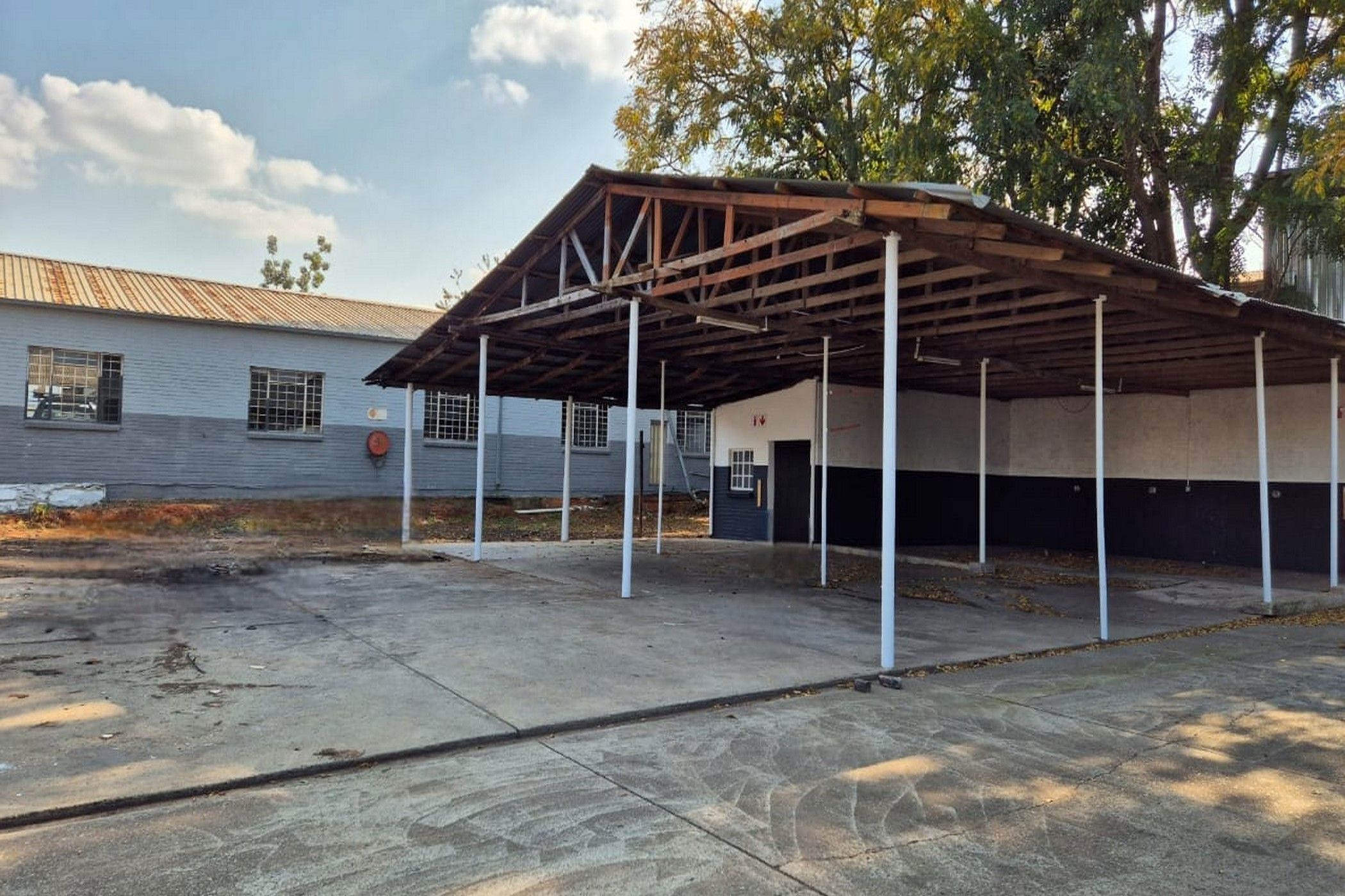 Commercial Building for sale in White River - 1WR1753021
