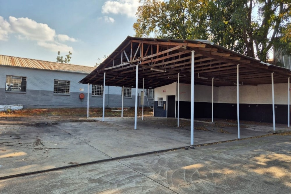 Commercial Building for sale in White River - 1WR1753021