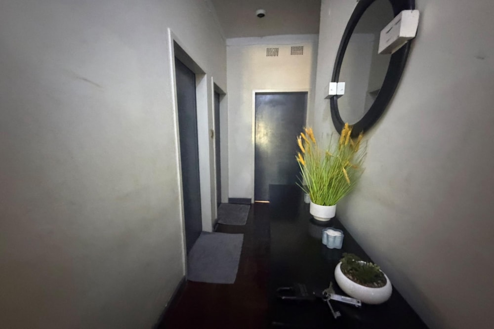 Apartment for sale in Bulawayo, Zimbabwe - 3ZB1753059