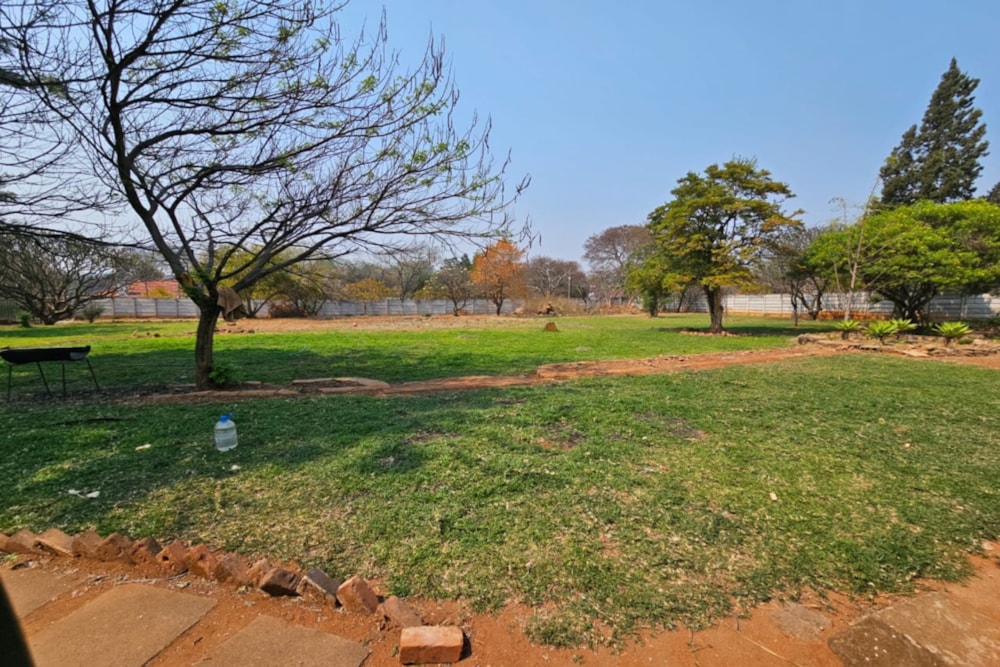 House for sale in Hillside, Bulawayo, Zimbabwe - 3ZB1753125 House for sale in Hillside, Bulawayo, Zimbabwe - 3ZB1753125