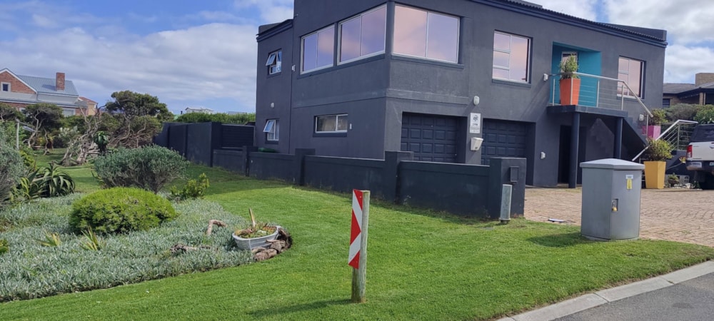 Vacant land for sale in Kleinbaai - 1SW1753161 Vacant land for sale in Kleinbaai - 1SW1753161