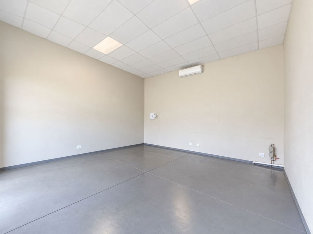 Commercial Building to rent in Hoedspruit Wildlife Estate - 1HS1753224 Commercial Building to rent in Hoedspruit Wildlife Estate - 1HS1753224