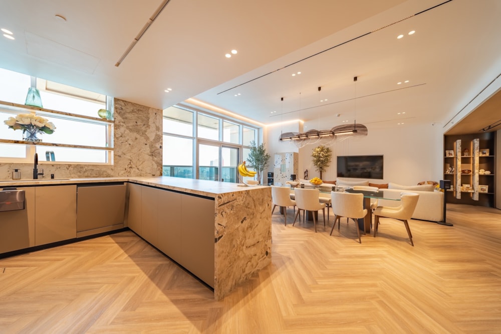 Apartment for sale in Marina Arcade Tower, United Arab Emirates - 5DB1753182 Apartment for sale in Marina Arcade Tower, United Arab Emirates - 5DB1753182