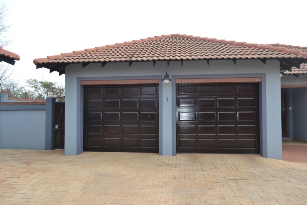 Townhouse for sale in Mookgopong (Naboomspruit) - 1MDM1753236 Townhouse for sale in Mookgopong (Naboomspruit) - 1MDM1753236