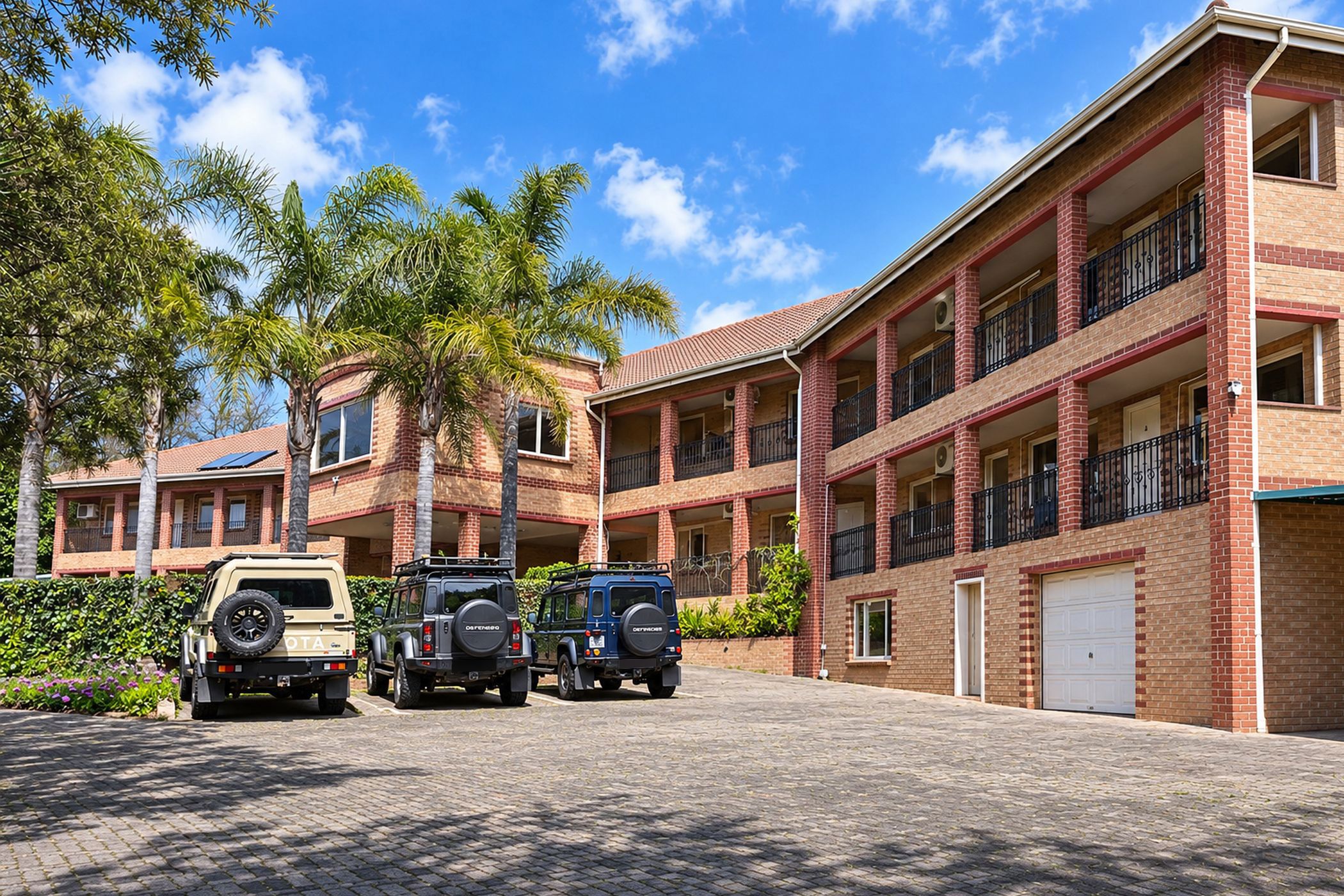 Double-storey house for sale in Glen Austin - MR1753264