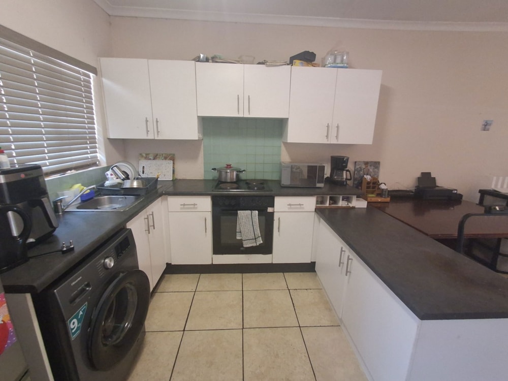 Townhouse for sale in Brenthurst - 1BJ1753346 Townhouse for sale in Brenthurst - 1BJ1753346