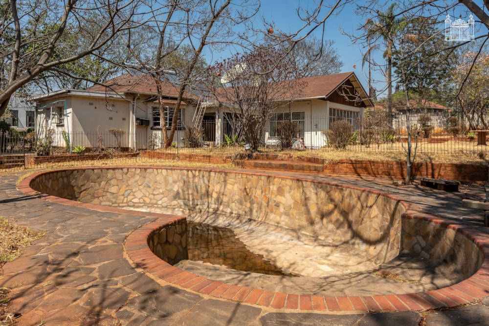 House for sale in Highlands, Zimbabwe - 3ZB1753276 House for sale in Highlands, Zimbabwe - 3ZB1753276