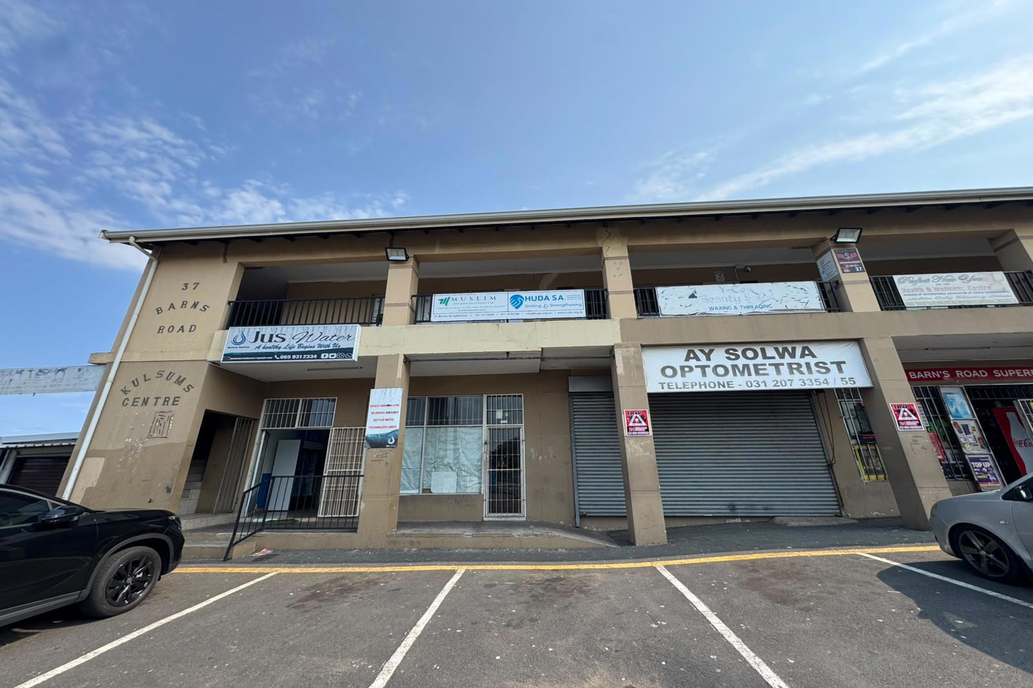 Commercial retail property for sale in Sparks Estate - 1WP1753280
