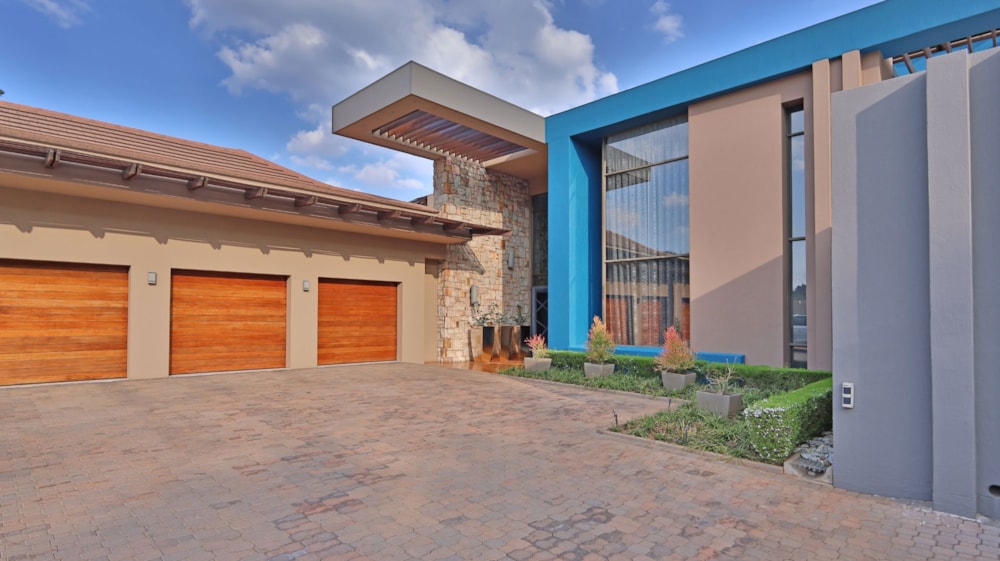 Security estate home for sale in Northdene, Vanderbijlpark - 1VT1753485 Security estate home for sale in Northdene, Vanderbijlpark - 1VT1753485