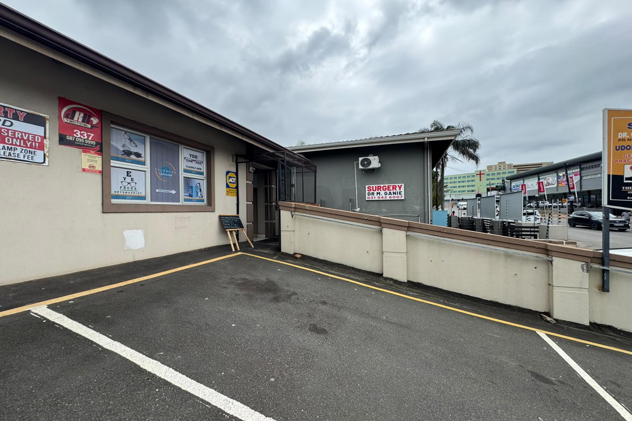 Commercial retail property for sale in Sparks Estate - 1WP1753294