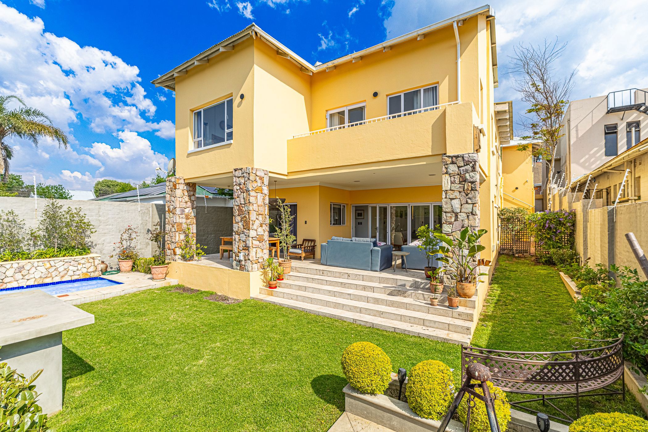 Double-storey house to rent in Parkhurst - JBL1753375