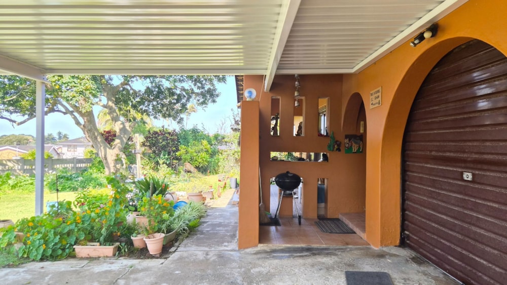 House for sale in Oslo Beach, Port Shepstone - 1PSH1753532 House for sale in Oslo Beach, Port Shepstone - 1PSH1753532