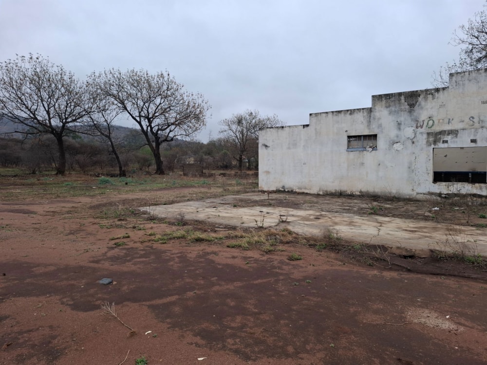 Vacant land for sale in Lobatse, Botswana - 3BO1753379 Vacant land for sale in Lobatse, Botswana - 3BO1753379