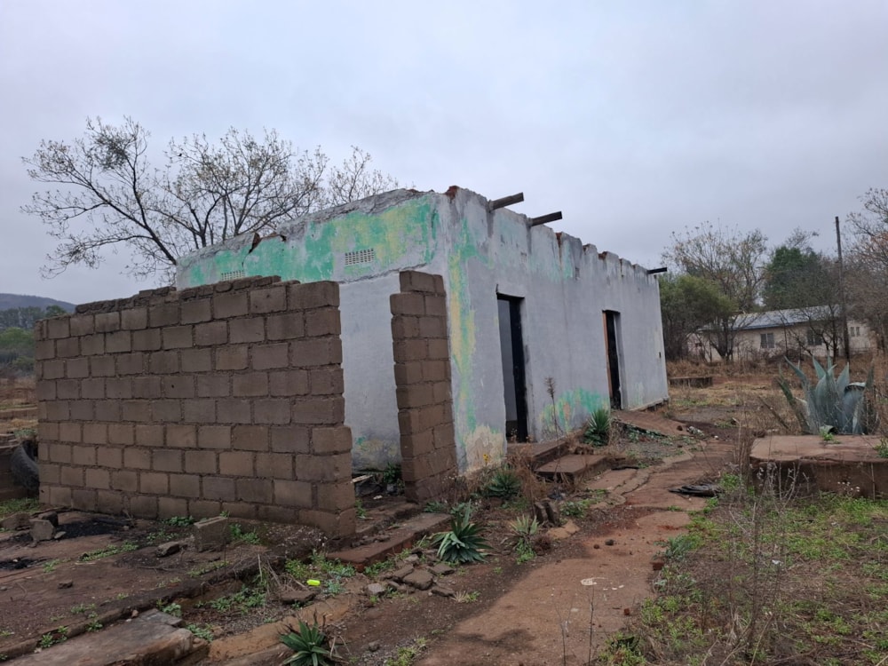 Vacant land for sale in Lobatse, Botswana - 3BO1753379 Vacant land for sale in Lobatse, Botswana - 3BO1753379