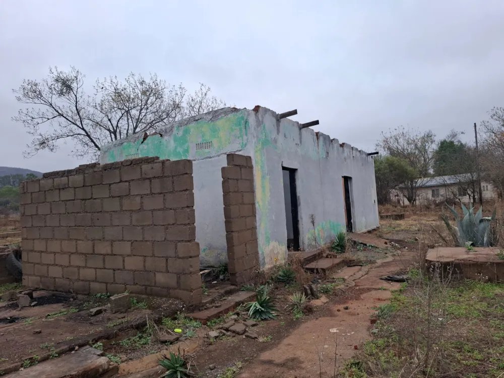 Vacant land for sale in Lobatse, Botswana - 3BO1753379 Vacant land for sale in Lobatse, Botswana - 3BO1753379